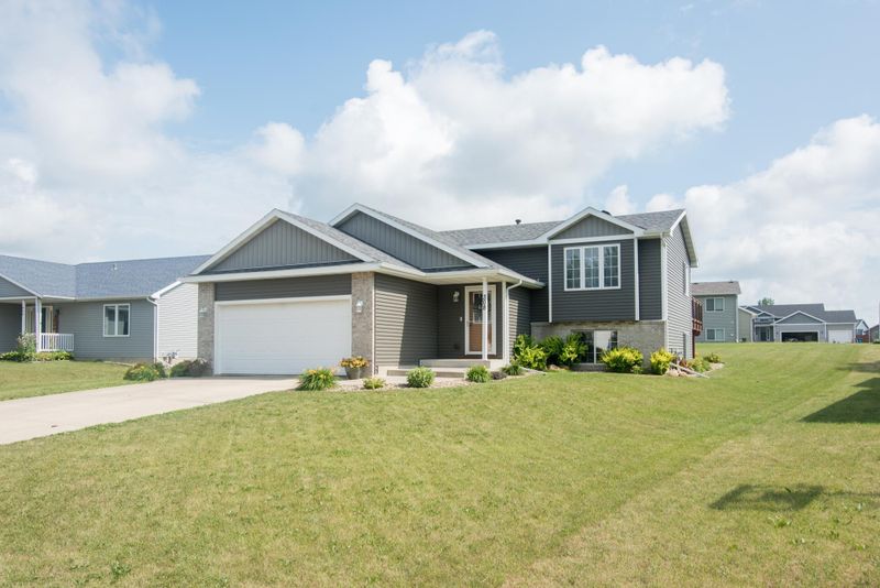 308 10th Ave NE, Kasson, MN 55944