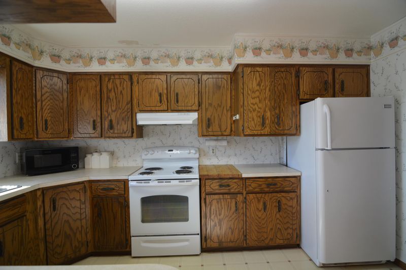 515 East St, Sauk Centre, MN 56378