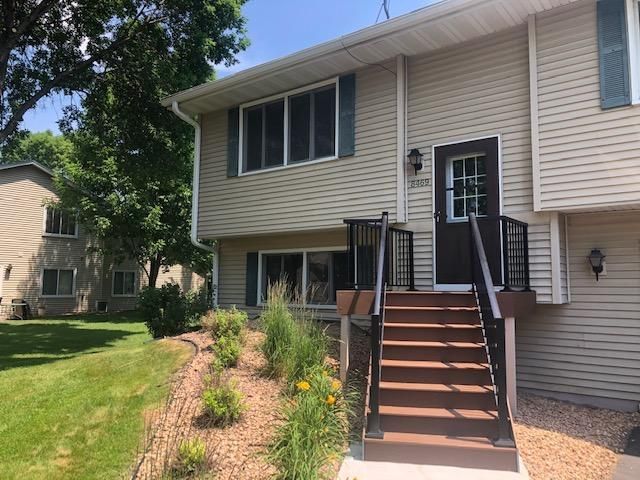 8469 Thomas Ct N, Brooklyn Park, MN 55444