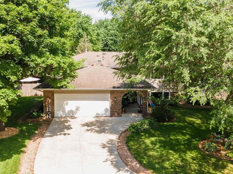 4549 149th Ct, Apple Valley, MN 55124