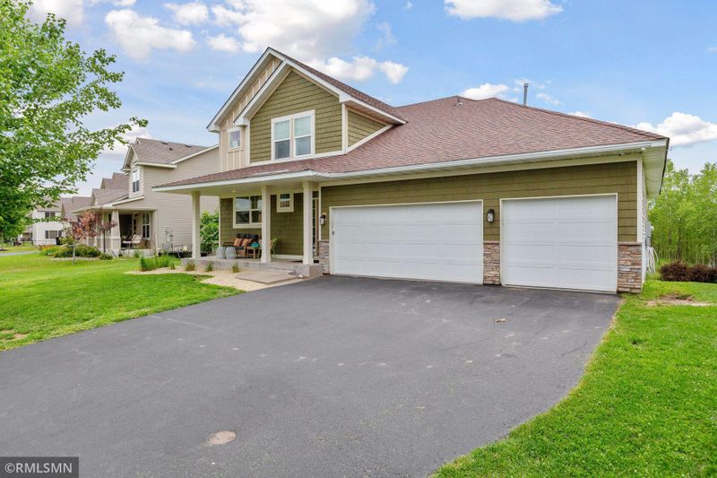6560 145th Cir N, Hugo, MN 55038