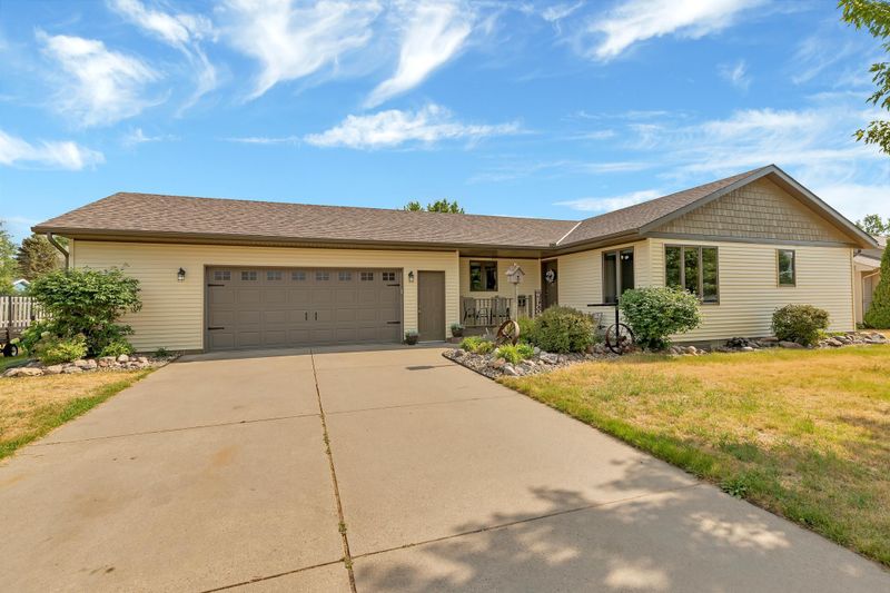 625 5th St NW, Richmond, MN 56368