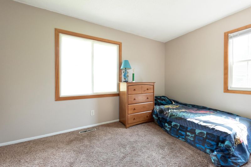 16273 Florida Way W, Rosemount, MN 55068