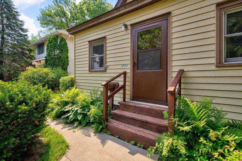1898 Fairmount Ave, Saint Paul, MN 55105