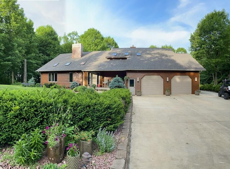 30220 County 1, Spring Valley, MN 55975