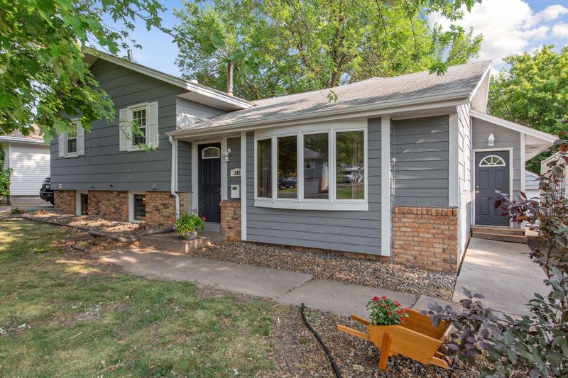 309 Haskell St E, West Saint Paul, MN 55118