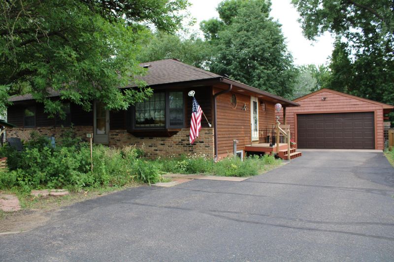 560 Rosedale Rd NE, Spring Lake Park, MN 55432