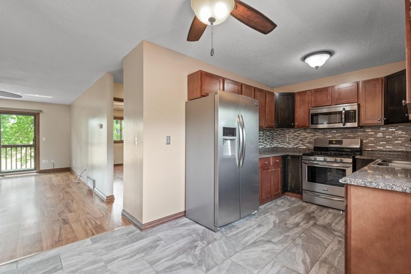 11064 Trail West Rd, Bloomington, MN 55437