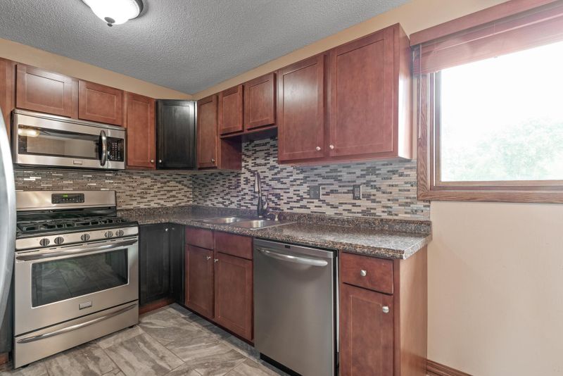 11064 Trail West Rd, Bloomington, MN 55437