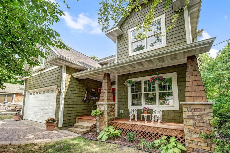 5139 Waterbury Rd, Mound, MN 55364