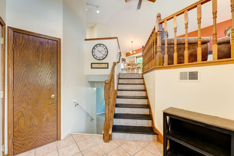 1375 Roosevelt Rd, Hastings, MN 55033