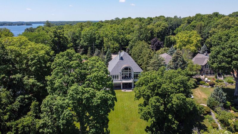 3235 Casco Cir, Wayzata, MN 55391