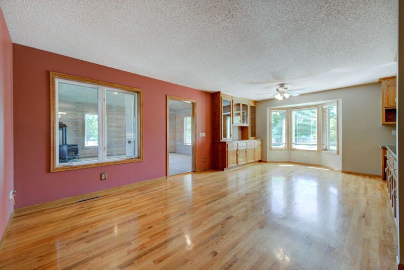 875 Quail Ct, Watertown, MN 55388