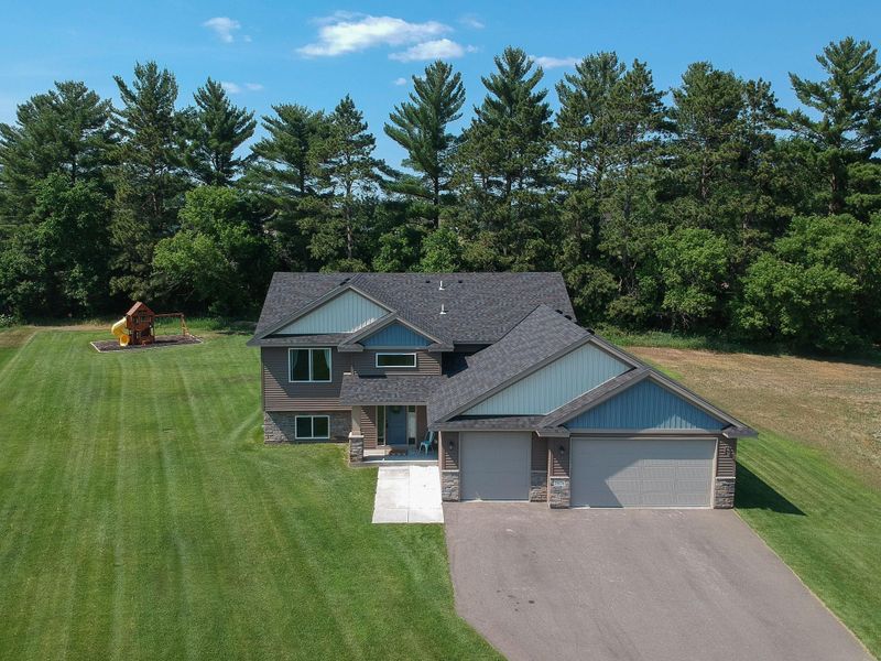 24636 140th St NW, Zimmerman, MN 55398