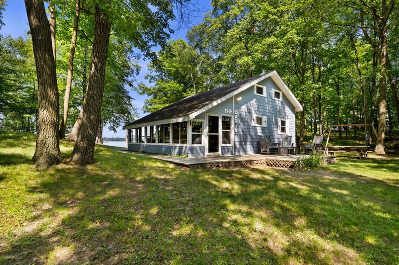 4652 Lakeview Dr, Cushing, MN 56443