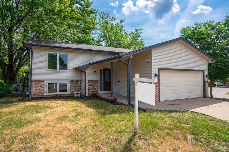 301 Madison St NE, Minneapolis, MN 55413