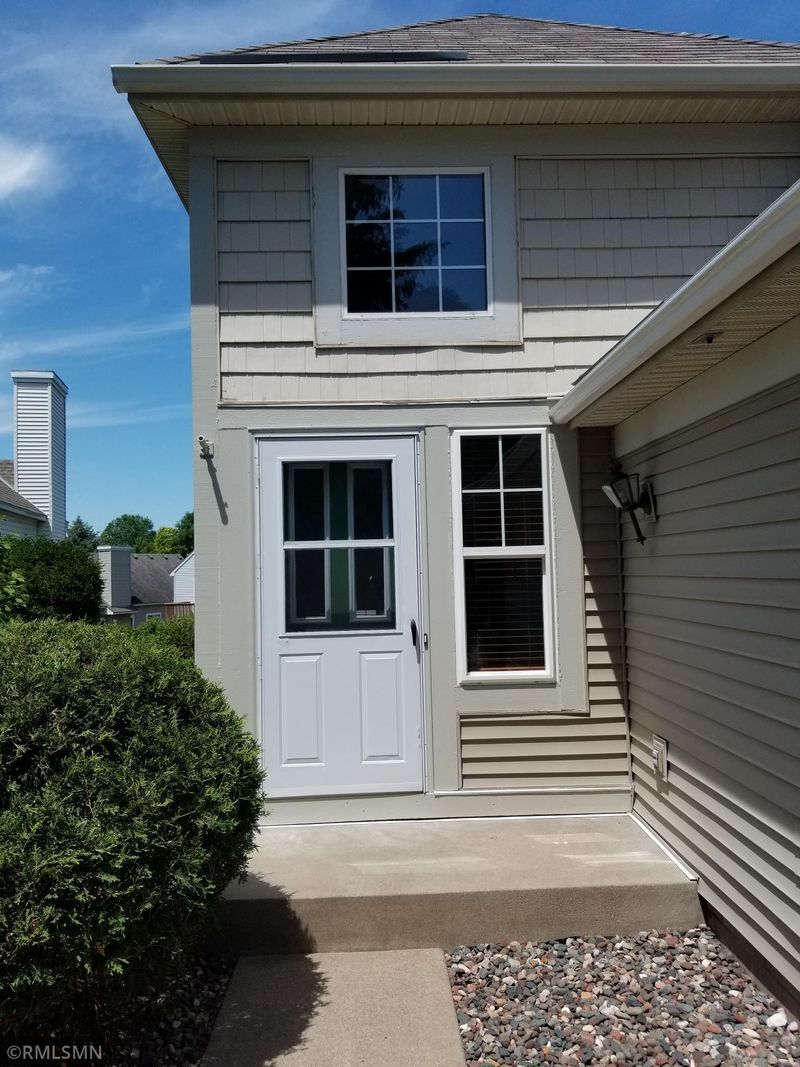 1783 Cheri Ct, White Bear Lake, MN 55110