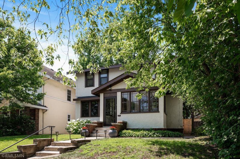 3828 Park Ave S, Minneapolis, MN 55407