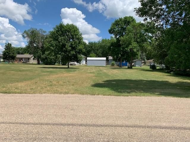 05 Poole S Poole St, Hendricks, MN 56136
