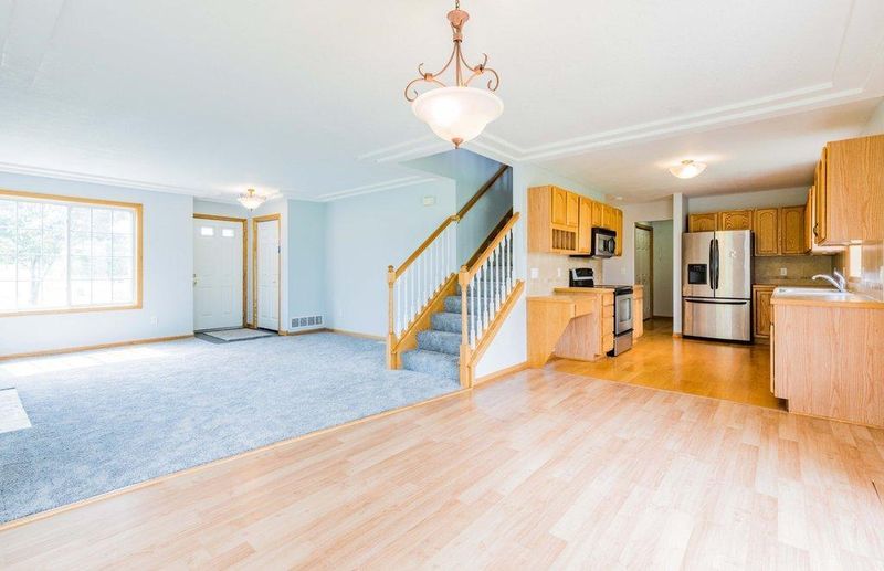 6496 Saddlebred Way, Forest Lake, MN 55025