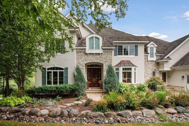 13932 Emerald Rg, Minnetonka, MN 55305