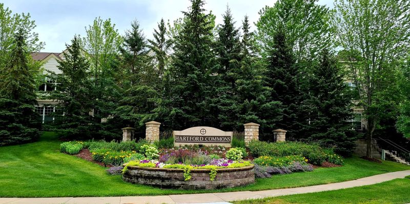 8372 Labont Way, Eden Prairie, MN 55344