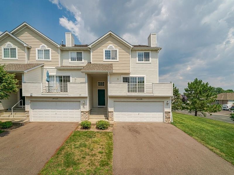 14529 Lockslie Trl, Savage, MN 55378