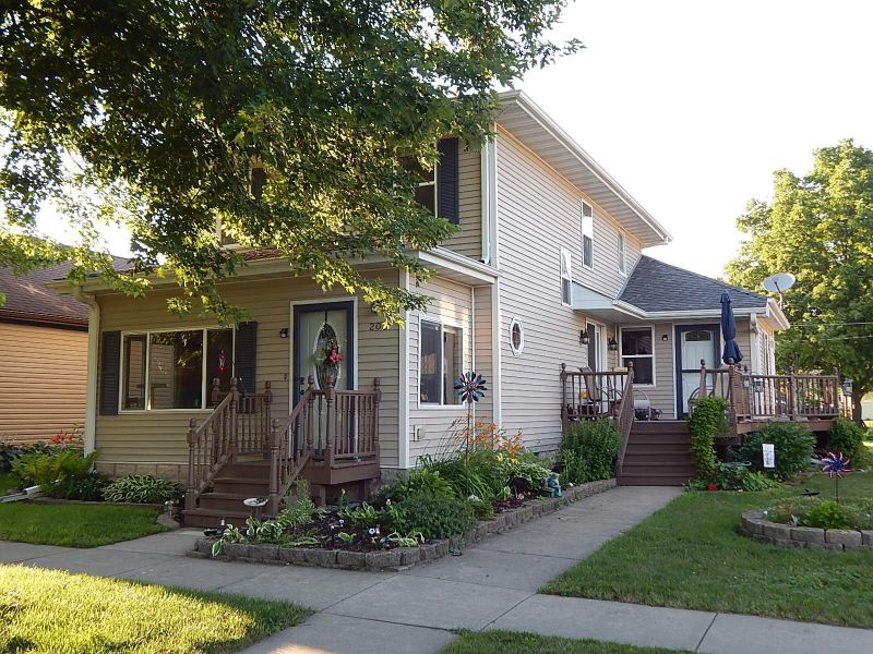 203 E Harry St, Rushford, MN 55971