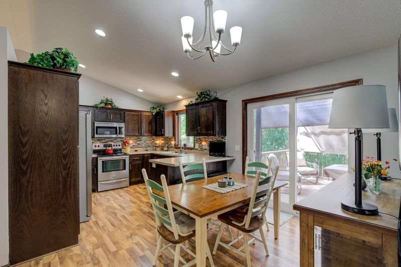130 Hill Cir E, Big Lake, MN 55309