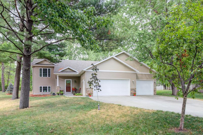 130 Hill Cir E, Big Lake, MN 55309