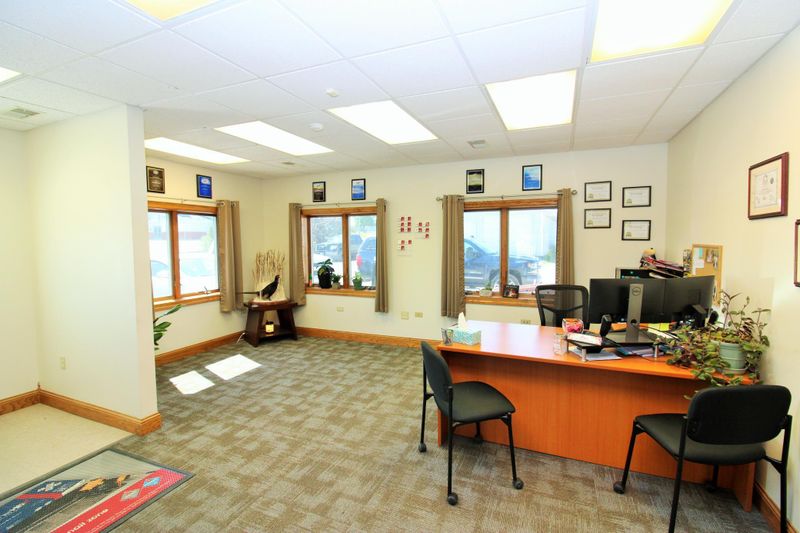 194 Progress Cir, Spicer, MN 56288