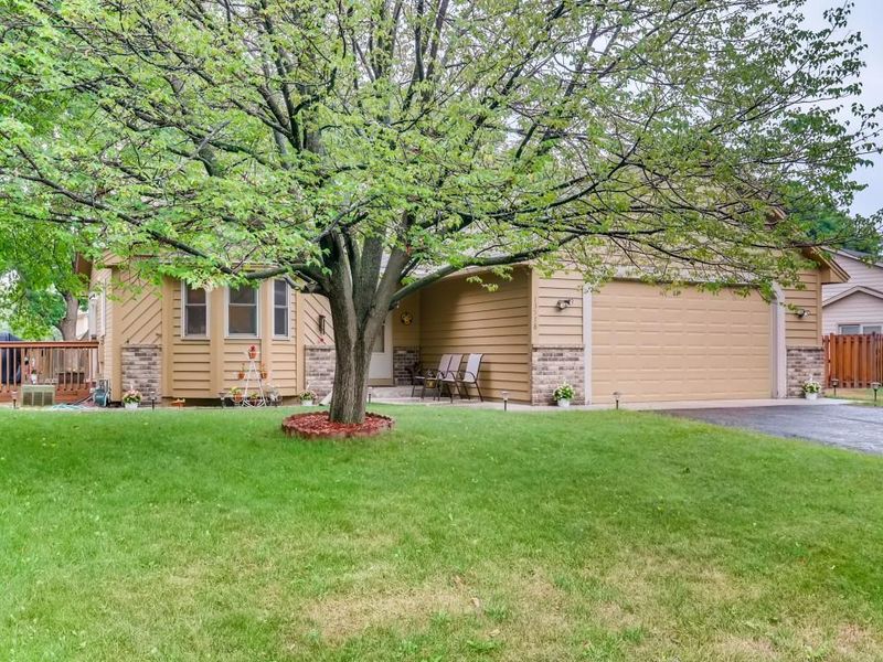 13578 Narcissus St NW, Andover, MN 55304
