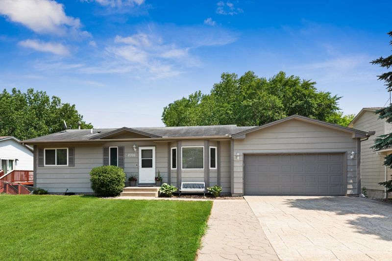 8395 Jasmine Ave S, Cottage Grove, MN 55016