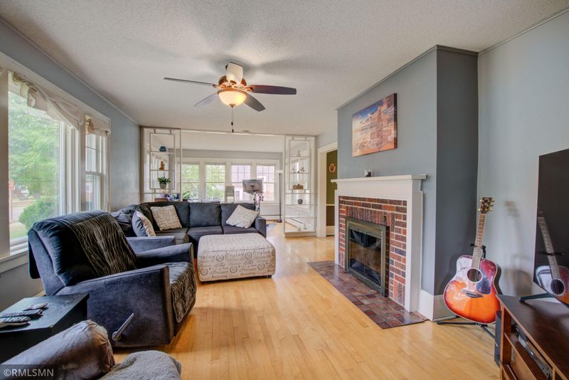 1115 Main St NW, Elk River, MN 55330