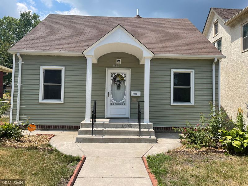 3835 Girard Ave N, Minneapolis, MN 55412
