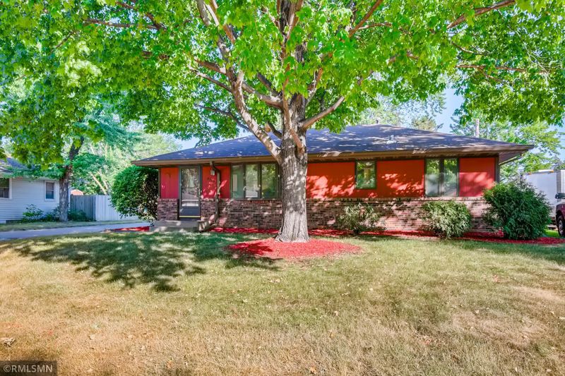 8338 Grange Blvd, Cottage Grove, MN 55016