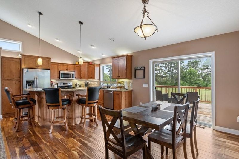 38230 Everett Ave, North Branch, MN 55056