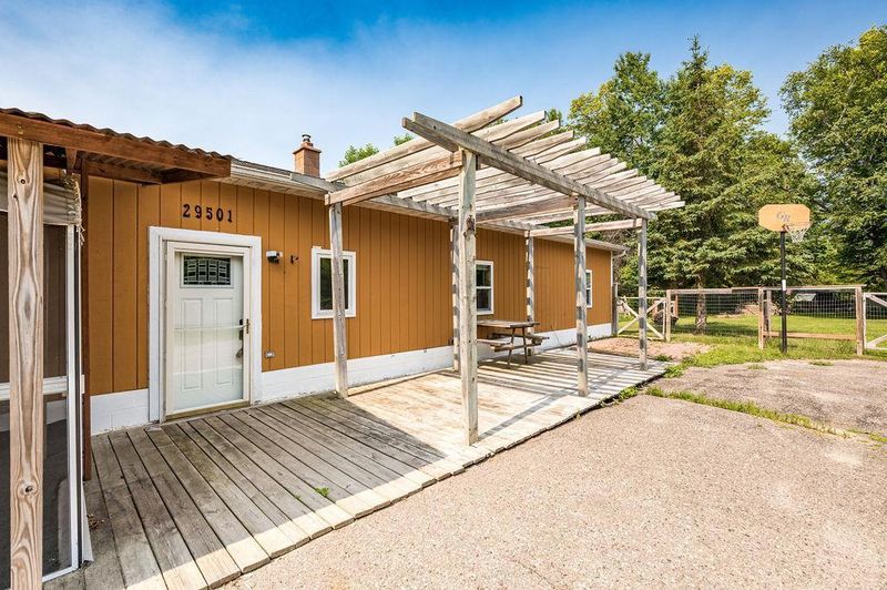 29501 Splithand Rd, Grand Rapids, MN 55744