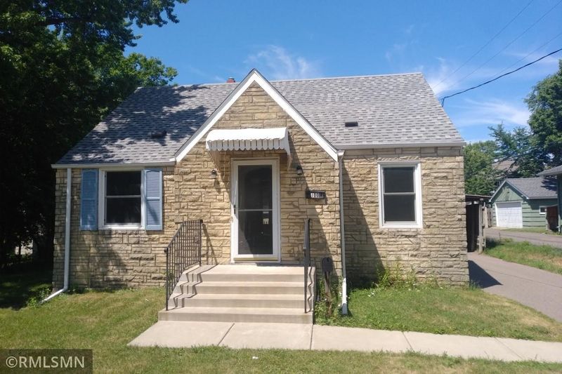 100 19th Ave S, Hopkins, MN 55343