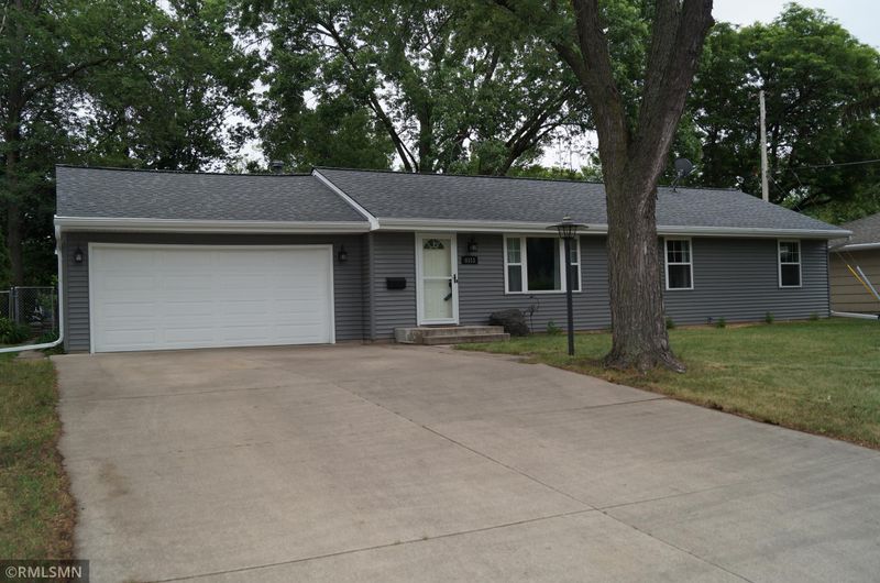 9313 12th Ave S, Bloomington, MN 55425