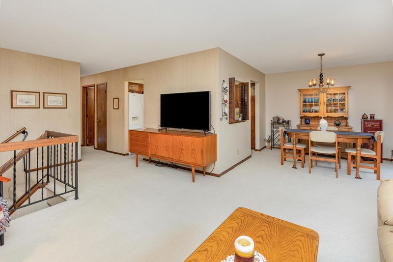 13101 E Manor Blvd, Burnsville, MN 55337