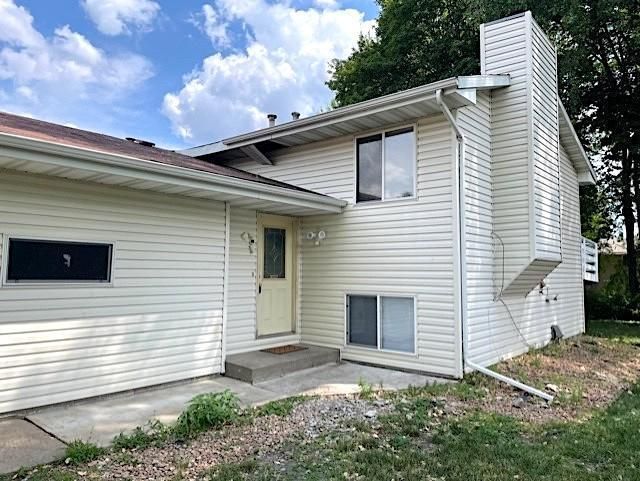 5905 73rd Ave N, Brooklyn Park, MN 55429