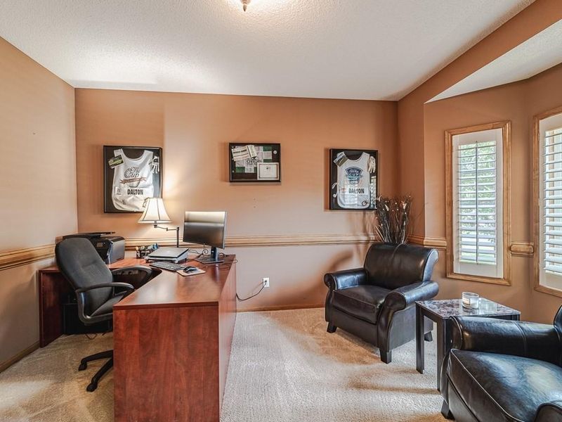 336 Arabian Dr, Jordan, MN 55352