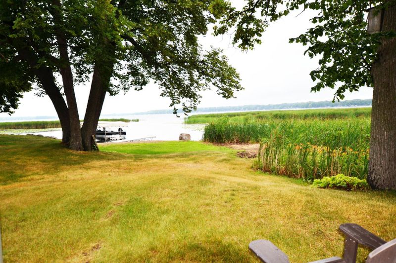 10592 Imhoff Ave NW, Annandale, MN 55302