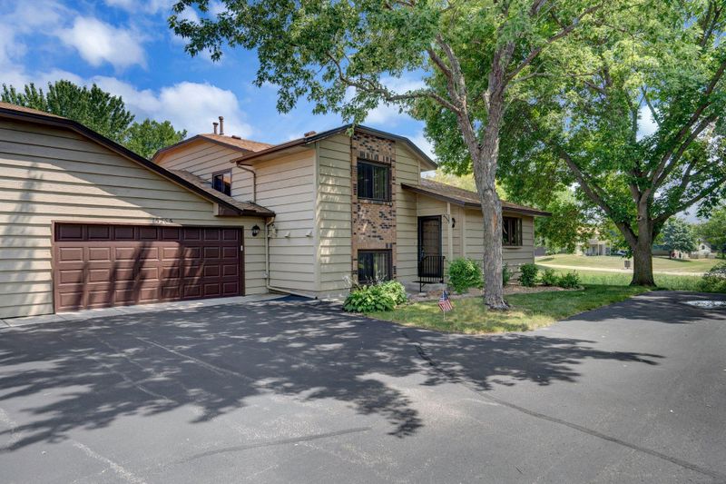 15265 40th Ave N, Plymouth, MN 55446