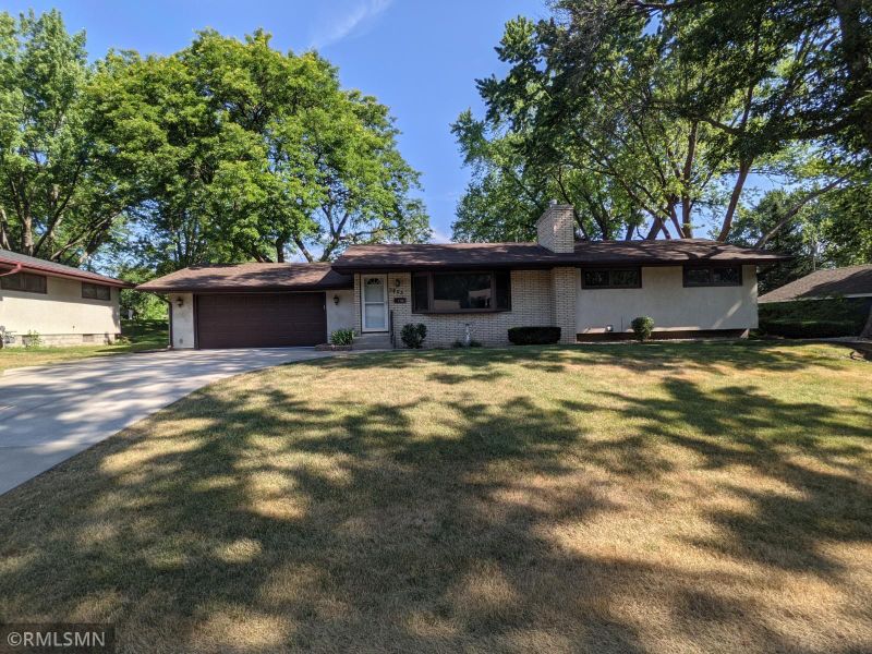 3403 76th St E, Inver Grove Heights, MN 55076