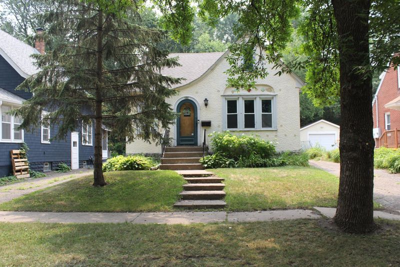 144 Curtice St E, Saint Paul, MN 55107
