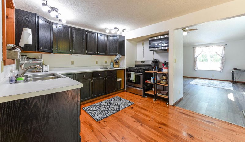 18047 Smith Rd, Brainerd, MN 56401