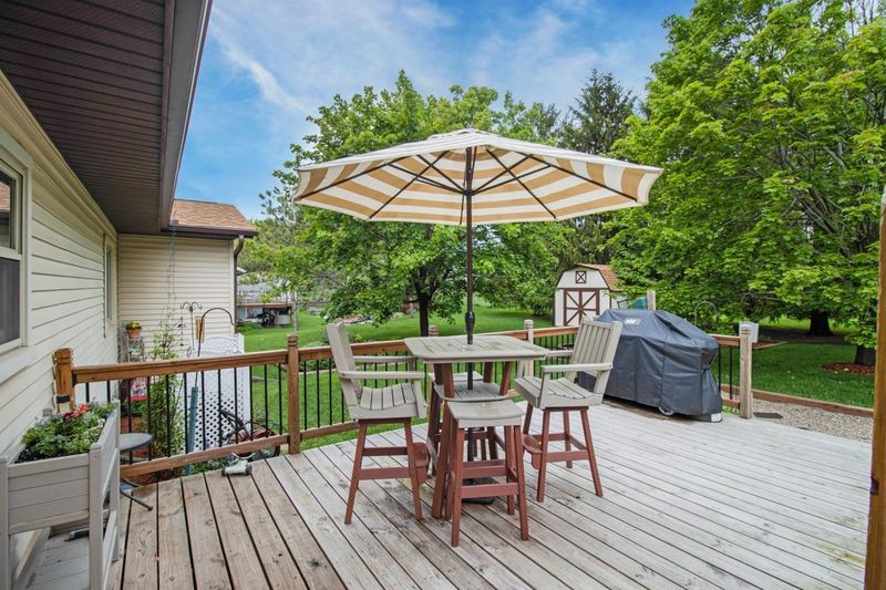 8292 Cleadis Ave, Inver Grove Heights, MN 55076