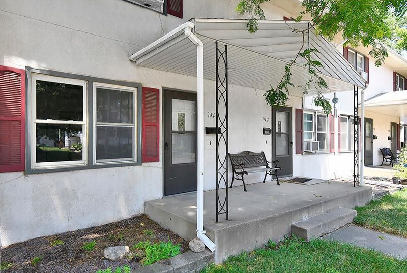 944 Willow St, Faribault, MN 55021